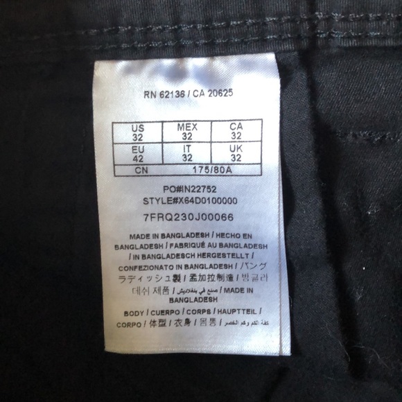 Guess Mens shorts - Picture 3 of 3